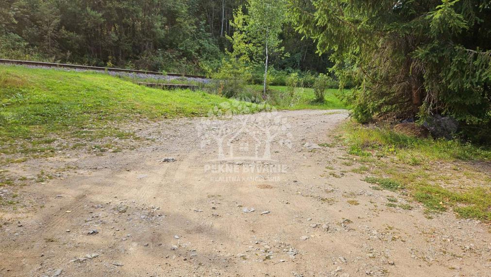 PREDAJ: záhradná chatka Padličkovo (Brezno)