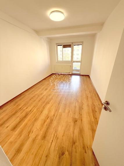 Predáme 3 izbový,priestranný a komplet zrekonštruovaný byt Brezno