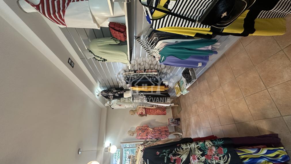 Ponúkame prenájom obchodných priestorov v centre Brezna