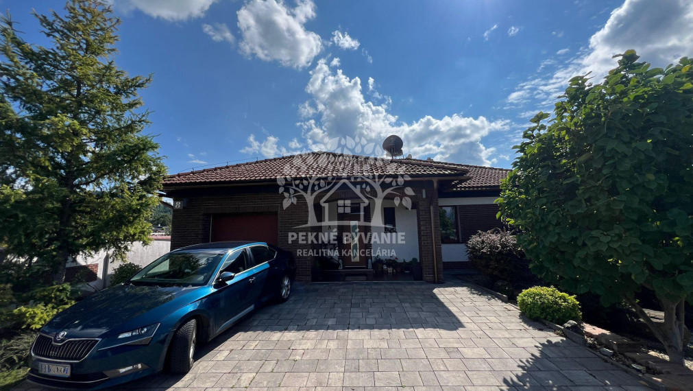 Nová cena Výnimočný rodinný dom v Brezne, 2059m2 pozemok