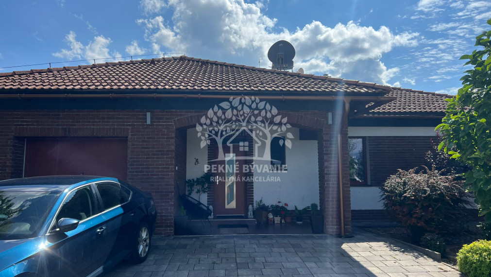 Nová cena Výnimočný rodinný dom v Brezne, 2059m2 pozemok