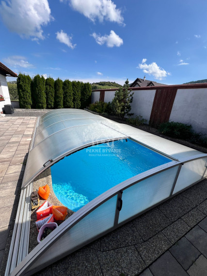 Nová cena Výnimočný rodinný dom v Brezne, 2059m2 pozemok