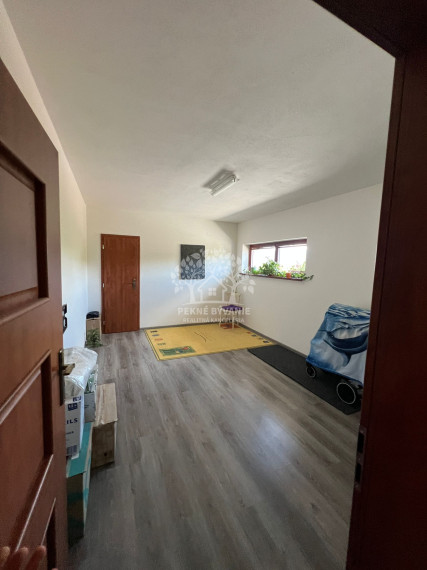 Nová cena Výnimočný rodinný dom v Brezne, 2059m2 pozemok