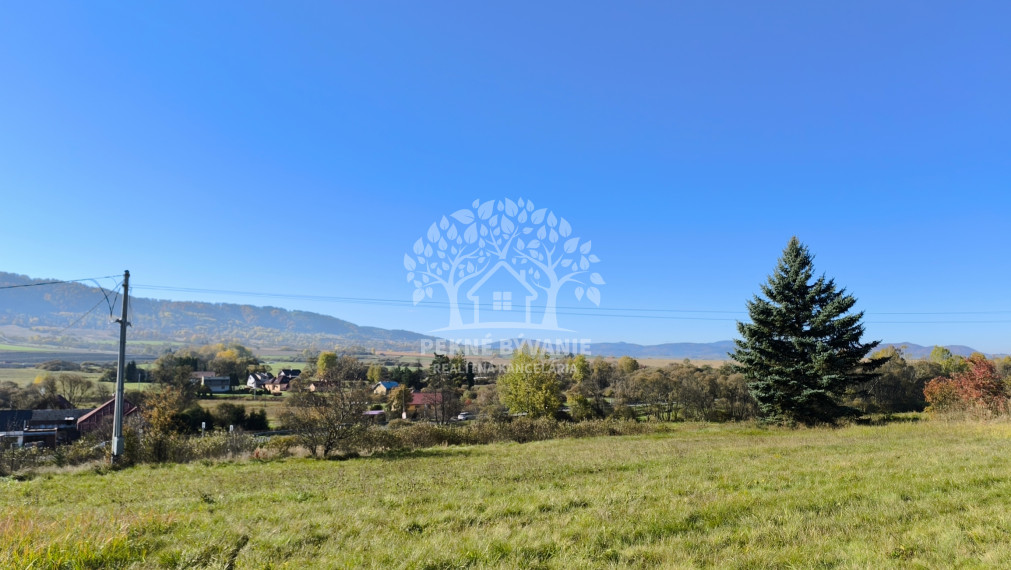 LUKRATÍVNE SLNEČNÉ POZEMKY S PRÍPOJKOU ELEKTRINY A VODY V NAJVYHĽADÁVANEJŠEJ LOKALITE BREZNO - ROHOZNÁ