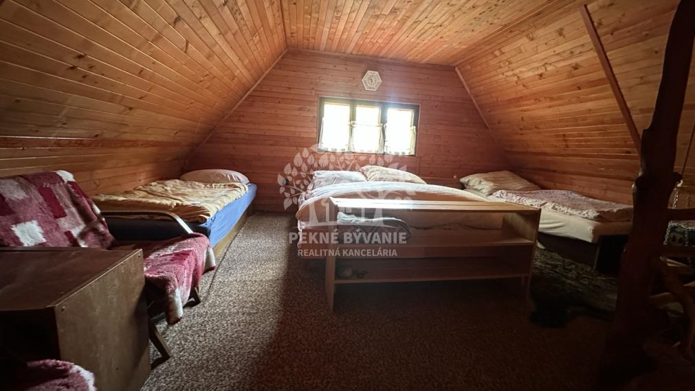 Chata Kokava nad Rimavicou, Línia