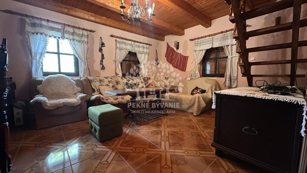 Chata Kokava nad Rimavicou, Línia