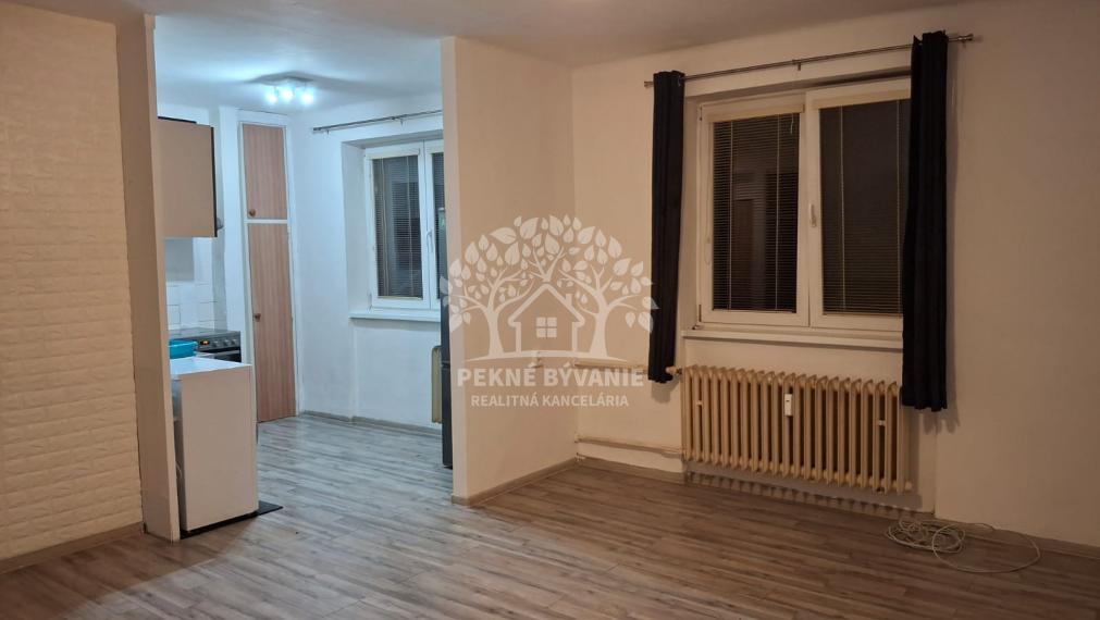 ===REZERVOVANÉ=NAJLACNEJŠÍ 2i BYT V BREZNE UL. KRČULOVA