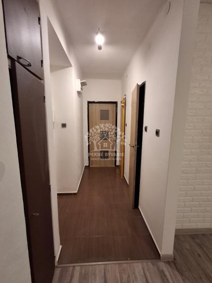 ===REZERVOVANÉ=NAJLACNEJŠÍ 2i BYT V BREZNE UL. KRČULOVA