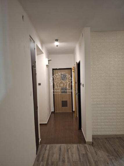 ===REZERVOVANÉ=NAJLACNEJŠÍ 2i BYT V BREZNE UL. KRČULOVA