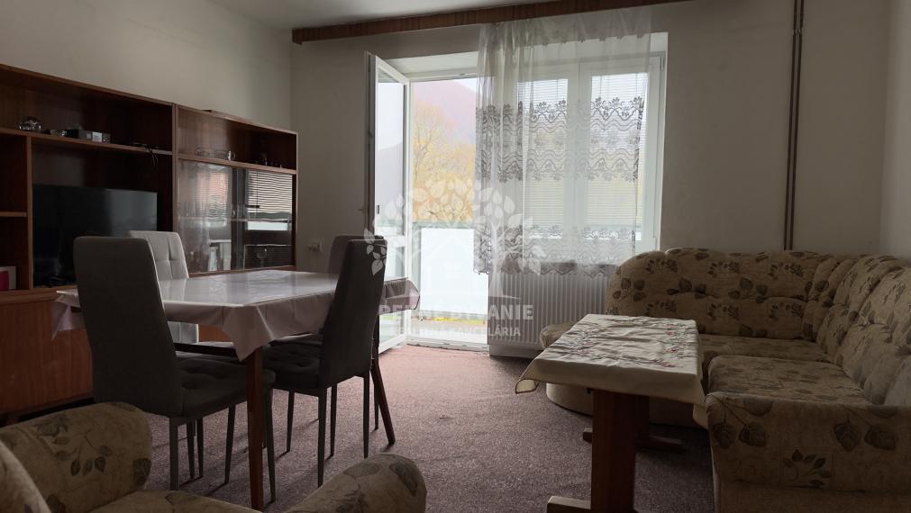 NA PREDAJ: 2i byt s balkónom v pôvodnom stave Valaská ul.TDH