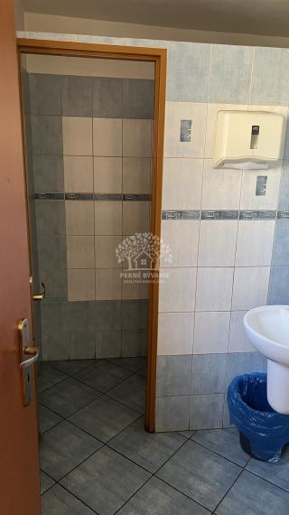 Prenájom polyfunkčná budova, penzión, objekt Braväcovo