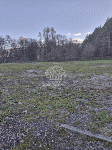 Predám lukratívny pozemok v Predajnej
