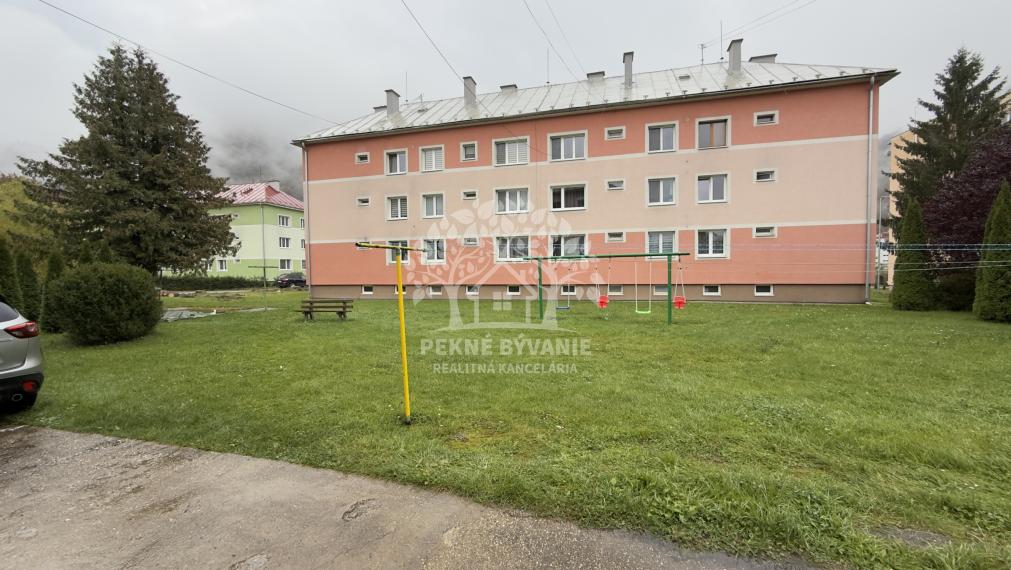 NA PREDAJ: 2i byt po rekonštrukcii Podbrezová - Štiavnička