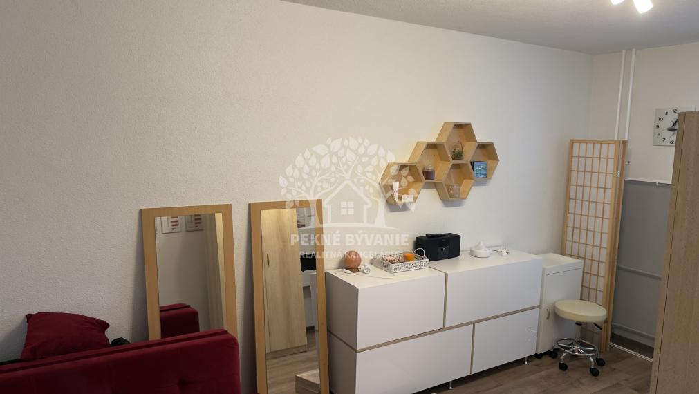 ---TOP PONUKA-- Na predaj: 2i byt po rekonštrukcii Valaská