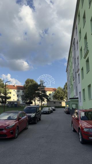 ---TOP PONUKA-- Na predaj: 2i byt po rekonštrukcii Valaská