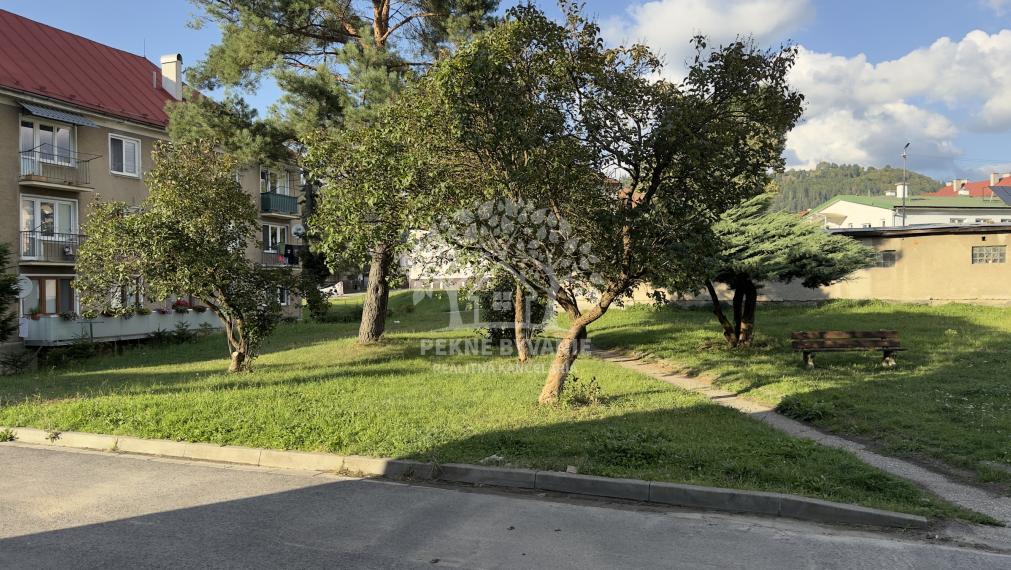 ---TOP PONUKA-- Na predaj: 2i byt po rekonštrukcii Valaská