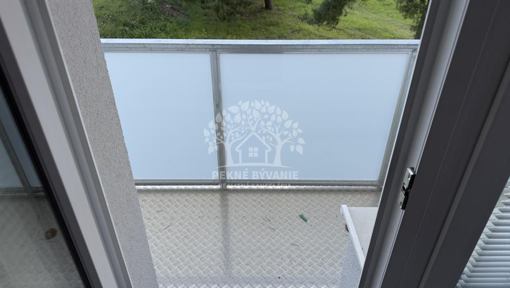 ---TOP PONUKA-- Na predaj: 2i byt po rekonštrukcii Valaská