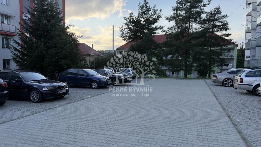 ---TOP PONUKA-- Na predaj: 2i byt po rekonštrukcii Valaská