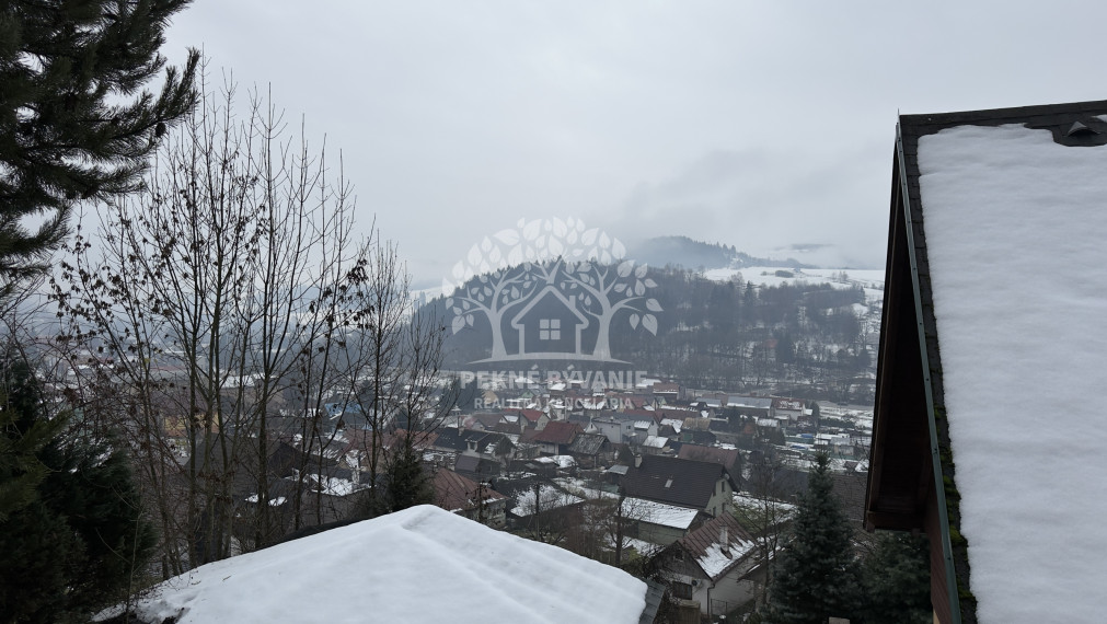 ---NA PREDAJ-- romantická chata Valaská okres Brezno