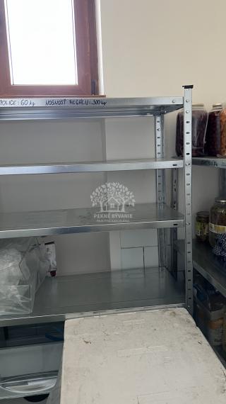 Prenájom zariadená kuchyňa pohostinstvo Braväcovo okr Brezno