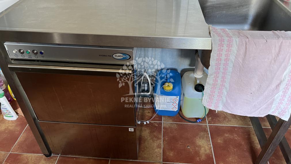 Prenájom zariadená kuchyňa pohostinstvo Braväcovo okr Brezno