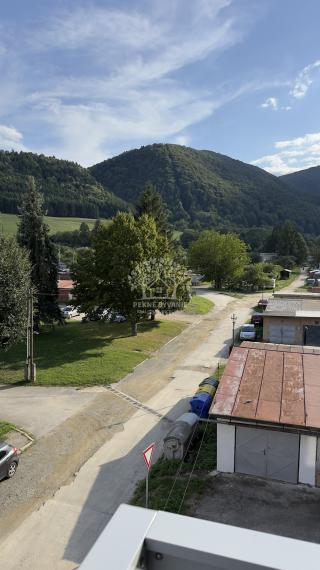 —ZNOVA V PONUKE — NA PREDAJ slnečný 2i byt VALASKÁ