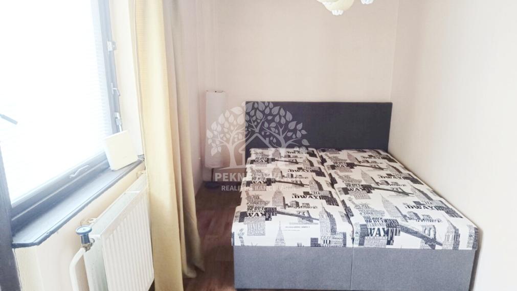 RD S KRÁSNYM POZEMKOM /237M2/ GARÁŽ,KRB,NOVÁ STRECHA PRI CENTRE MESTA BREZNO NAPRIEK TOMU V KĽUDNEJ LOKALITE