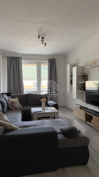 ===NA PREDAJ=== slnečný 2i byt VALASKÁ, UL. HRONSKÁ