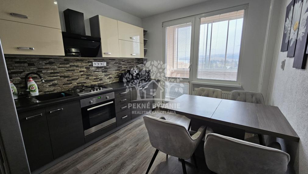 PREDAJ: 4i kompletne zrekonštruovaný byt 78m2 Brezno Mazorníkovo