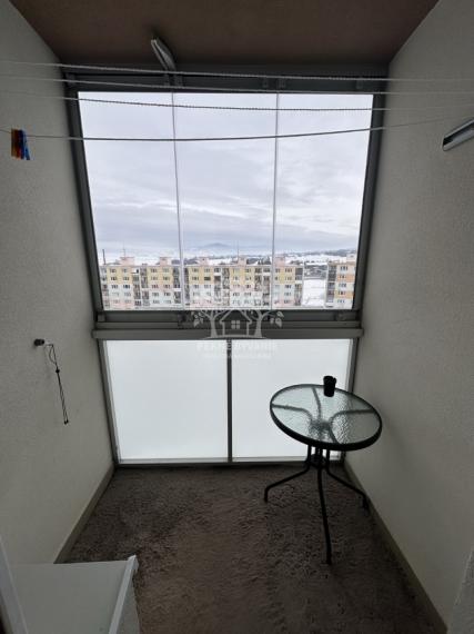 Výborný 3 izbový byt 9. Mája, nízke náklady ihneď voľný