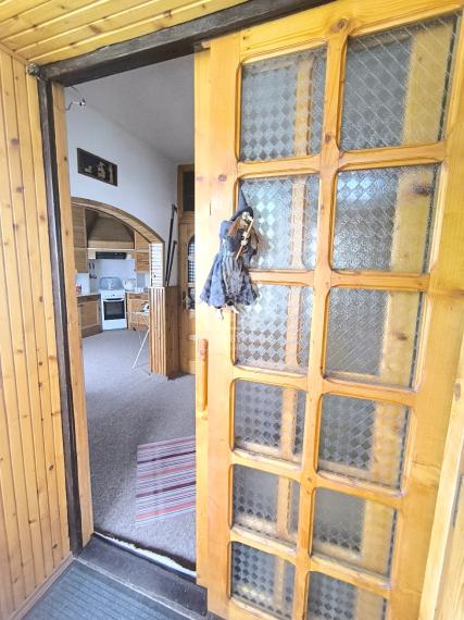 VÝBORNÁ INVESTÍCIA: RODINNÝ DOM CHATA MÝTO POD ĎUMBIEROM, KTORÚ MOŽETE IHNEĎ PRENAJÍMAŤ