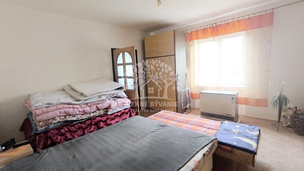 VÝBORNÁ INVESTÍCIA: RODINNÝ DOM CHATA MÝTO POD ĎUMBIEROM, KTORÚ MOŽETE IHNEĎ PRENAJÍMAŤ