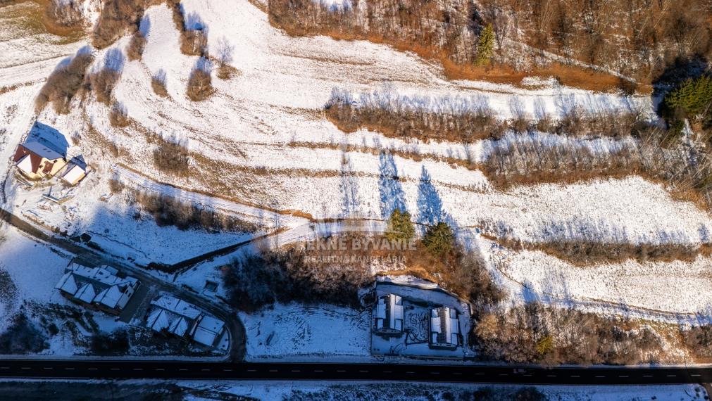 STAVEBNÝ POZEMOK SO STAVEBNÝM POVOLENÍM 555 M2 + Video