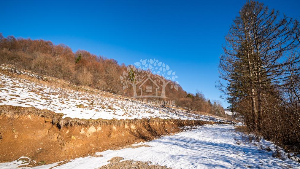STAVEBNÝ POZEMOK SO STAVEBNÝM POVOLENÍM oproti VLEK 1112 M2