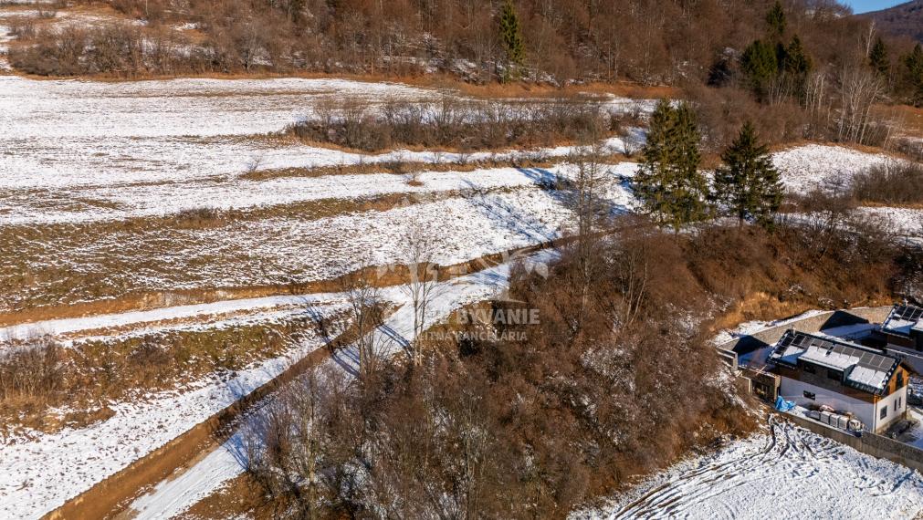 STAVEBNÝ POZEMOK SO STAVEBNÝM POVOLENÍM oproti VLEK 1112 M2