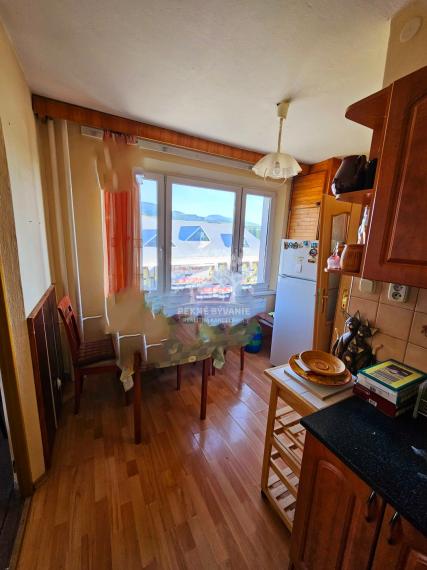 PREDAJ: slnečný 3i byt 84m2 v centre Brezna