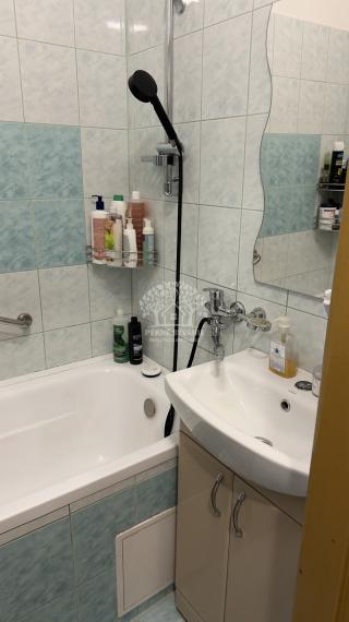 ===NA PREDAJ=== slnečný 2i byt VALASKÁ, UL. HRONSKÁ