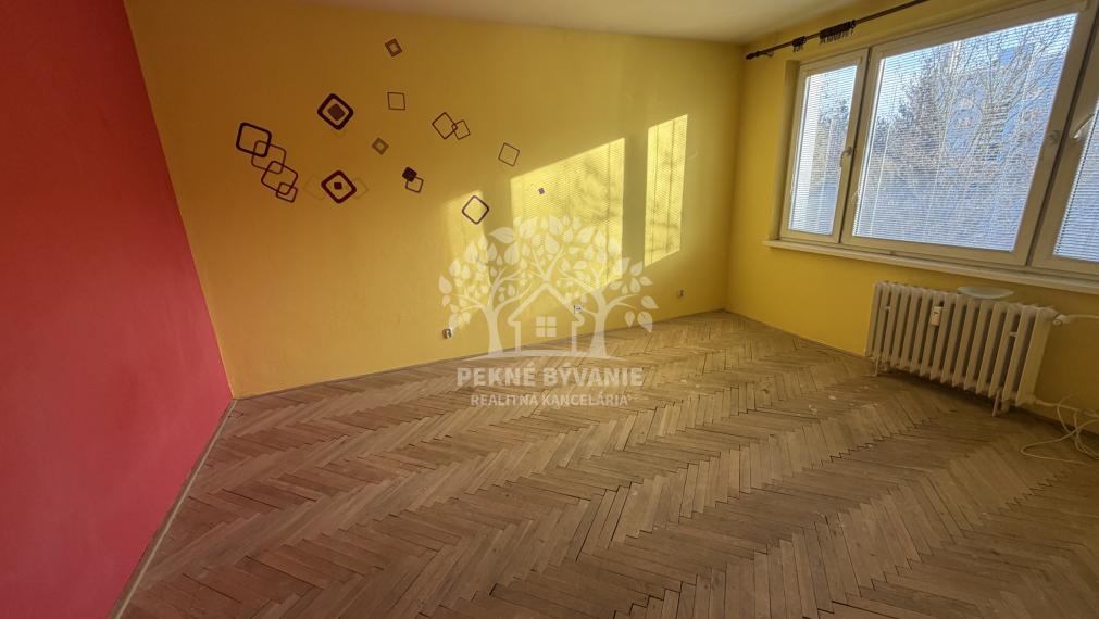 Výborná ponuka na predaj- 1 izbový byt v centre Brezna,slnečný s nízkym nájmom.