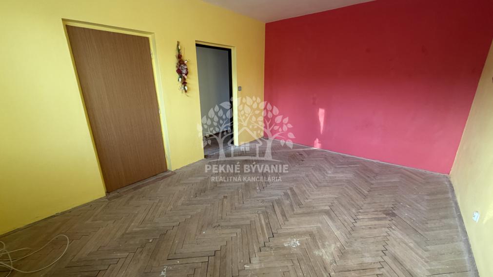 Výborná ponuka na predaj- 1 izbový byt v centre Brezna,slnečný s nízkym nájmom.