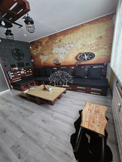 == NA PREDAJ == 3izbový byt Brezno - Mazorníkovo s balkónom