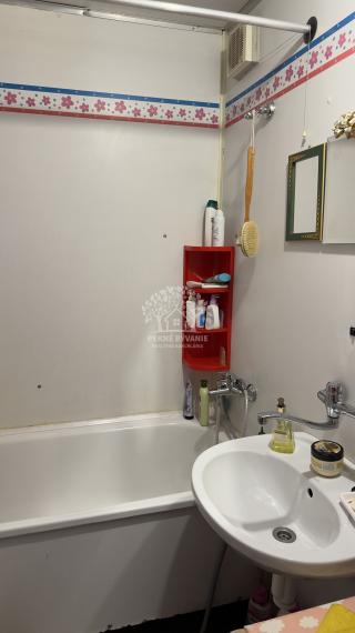 -NA PREDAJ-3i byt v pôvodnom stave Brezno Mazorníkovo 9.mája