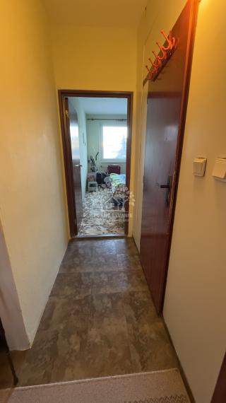 -NA PREDAJ-3i byt v pôvodnom stave Brezno Mazorníkovo 9.mája