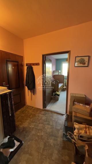 -NA PREDAJ-3i byt v pôvodnom stave Brezno Mazorníkovo 9.mája