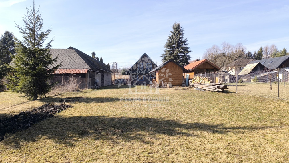 NOVUČIČKÁ VOŇAVÁ REKREAČNÁ CHATA - DREVENICA V TICHEJ SLEPEJ ULICI HOREHRONIE ZÁVADKA N/HRONOM