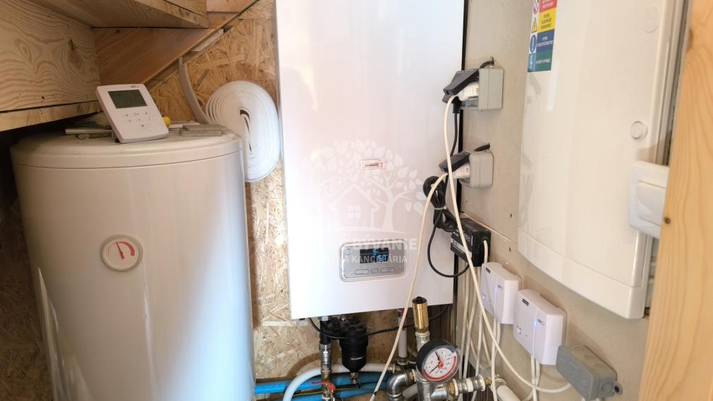 NOVUČIČKÁ VOŇAVÁ REKREAČNÁ CHATA - DREVENICA V TICHEJ SLEPEJ ULICI HOREHRONIE ZÁVADKA N/HRONOM