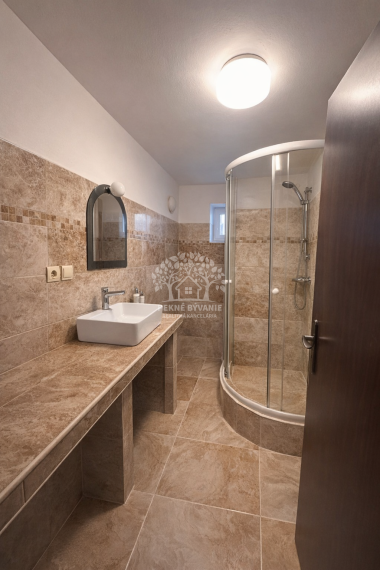 prerobený útulný dom vhodný na okamžité nasťahovanie