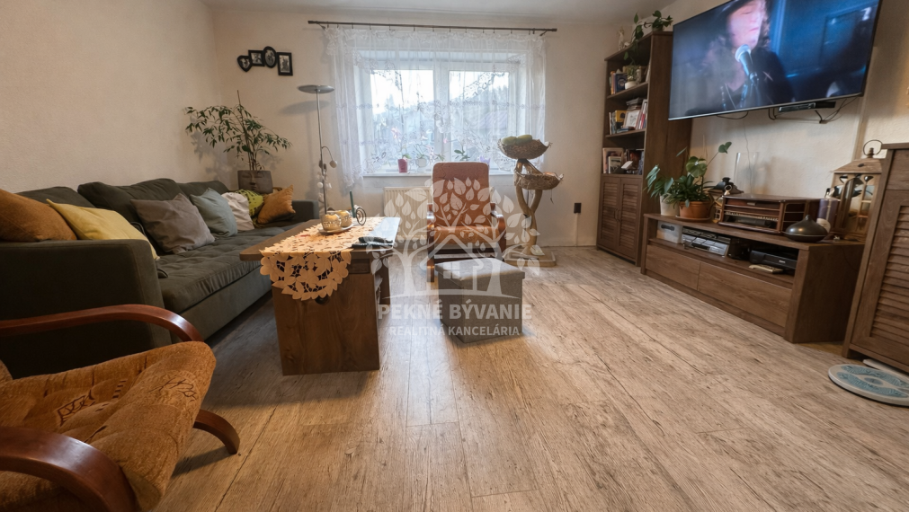 prerobený útulný dom vhodný na okamžité nasťahovanie