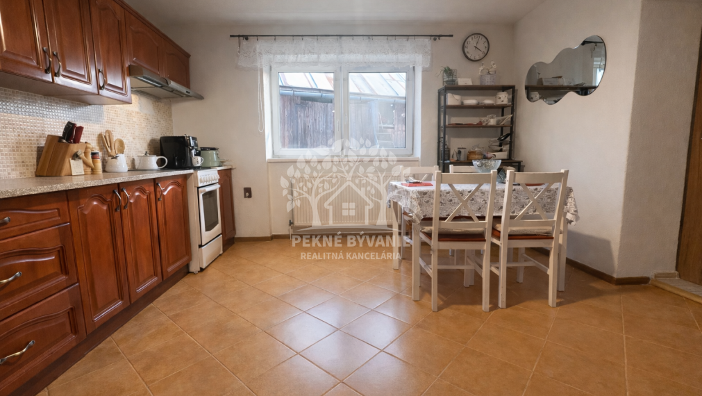 prerobený útulný dom vhodný na okamžité nasťahovanie