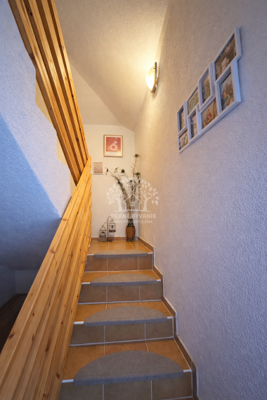 prerobený útulný dom vhodný na okamžité nasťahovanie