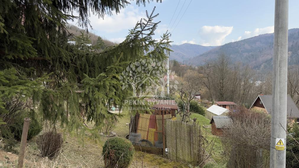 POZEMOK NA PREDAJ : ZÁHRADKÁRSKA OSADA ZUBERŠTÍN-PODBREZOVÁ